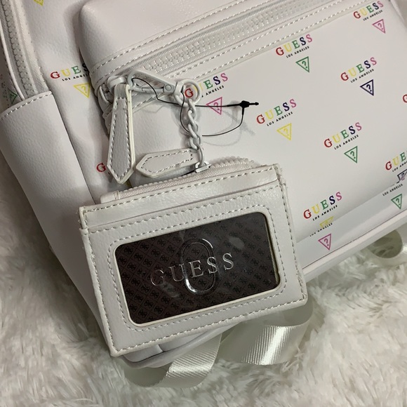 Guess Bagpack - Picture 3 of 9